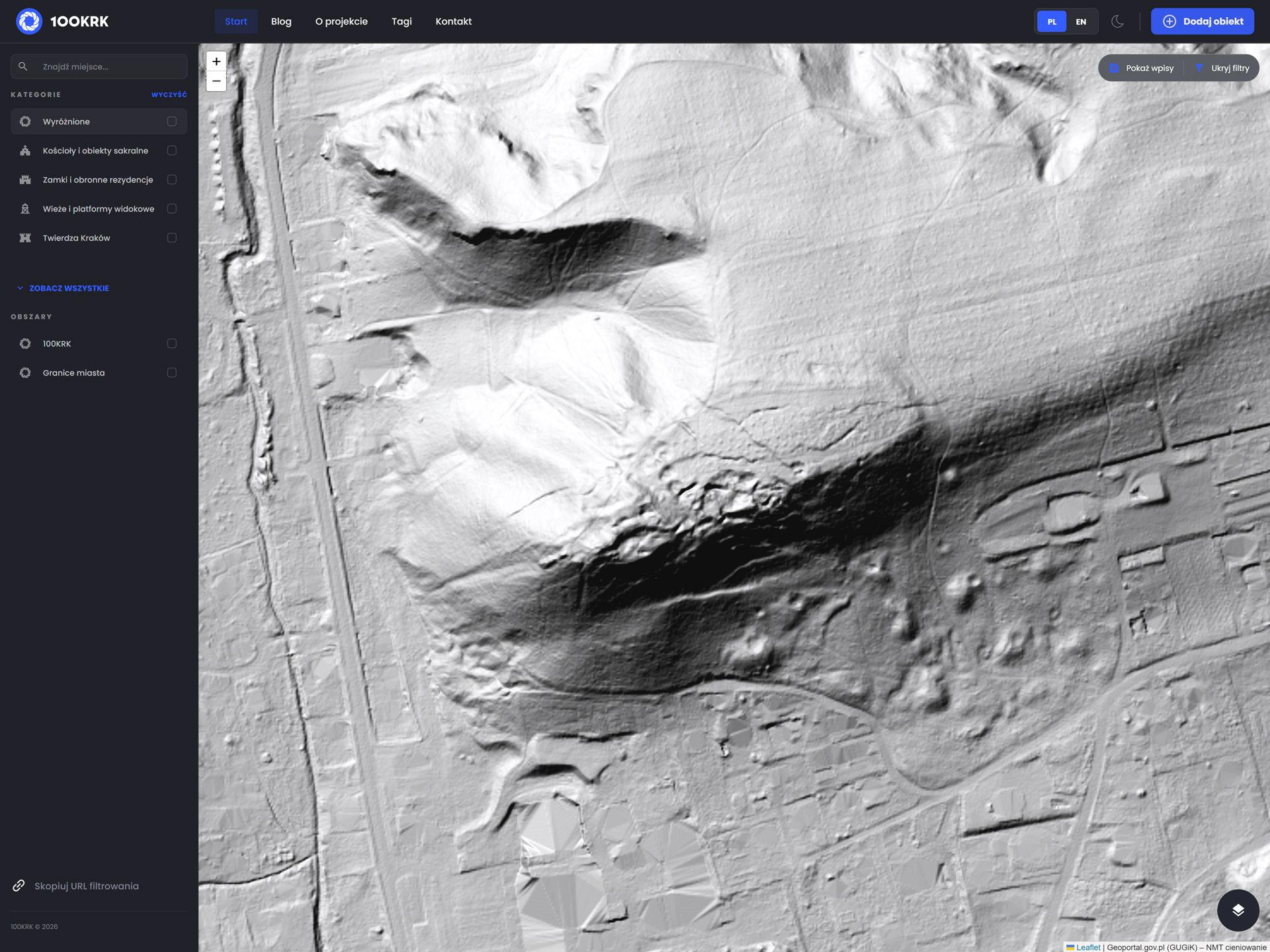 Zachodnia, najbardziej wyniosła część Góry Buczyna z widocznymi efektami działalności ludzkiej.